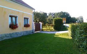 Pension Otevek